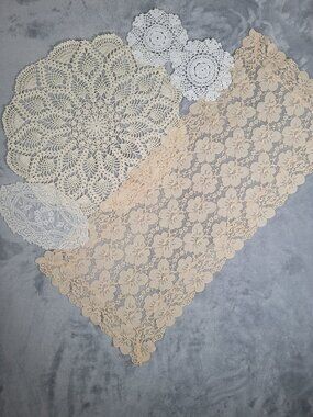 Vintage Crocheted Lace Doily Lot, Assorted Sizes 5 Piece Set Cream White